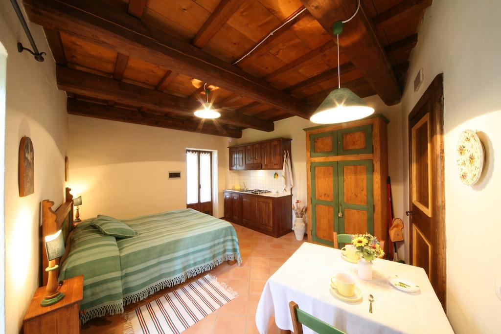 Agriturismo Monte Valentino Pietralunga  Zimmer foto